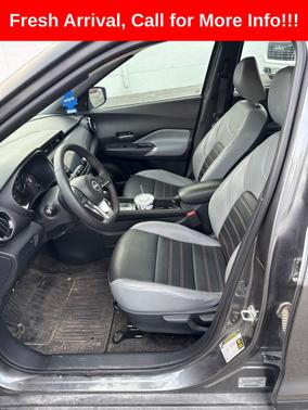 Gun Metallic 2024 Nissan Kicks SR