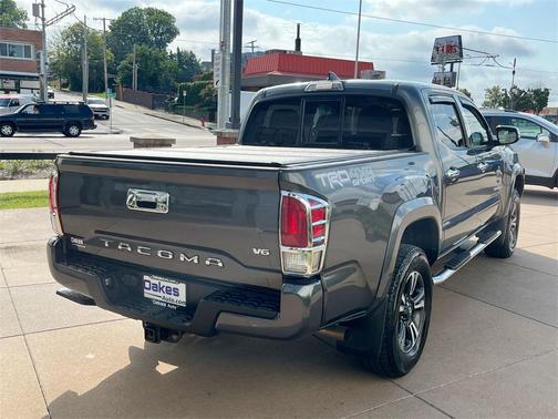 2016 Toyota Tacoma SR5