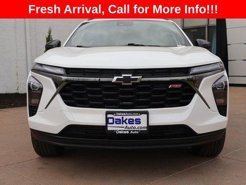Summit White 2025 Chevrolet Trax FWD 2RS