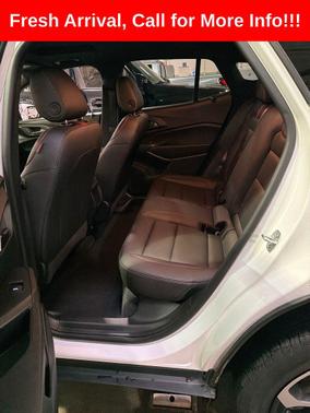 Summit White 2025 Chevrolet Trax FWD 2RS