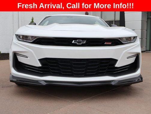 Summit White 2023 Chevrolet Camaro 2SS