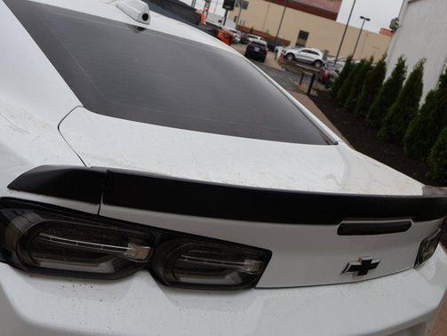 Summit White 2023 Chevrolet Camaro 2SS