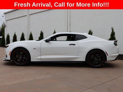 Summit White 2023 Chevrolet Camaro 2SS