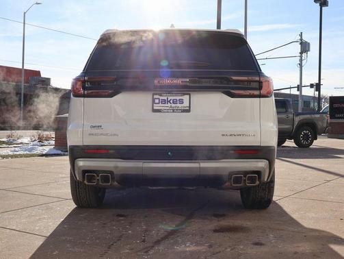 2026 GMC Acadia Elevation FWD