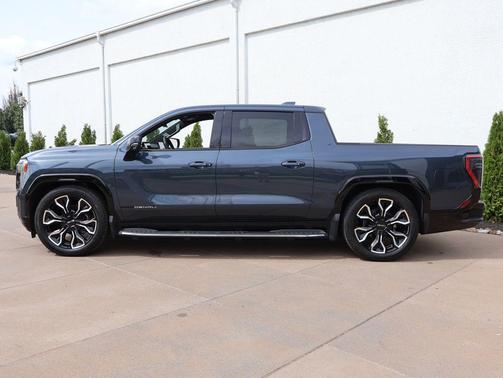 Deep Ocean Metallic 2025 GMC Sierra EV Max Range Denali