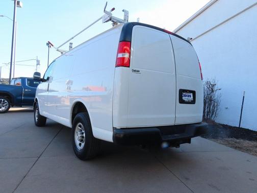2020 Chevrolet Express 2500 RWD 2500 Regular Wheelbase WT