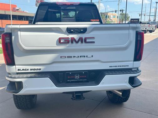 2025 GMC Sierra 2500 Denali