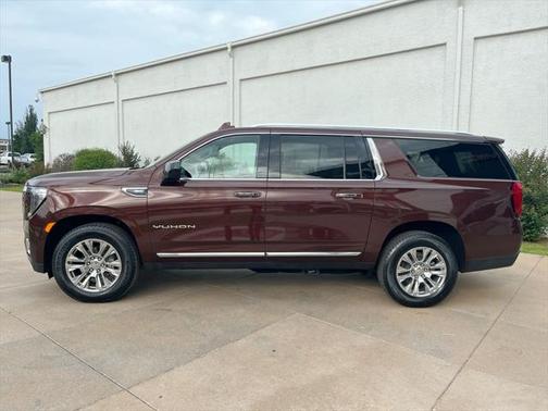 2023 GMC Yukon XL SLT