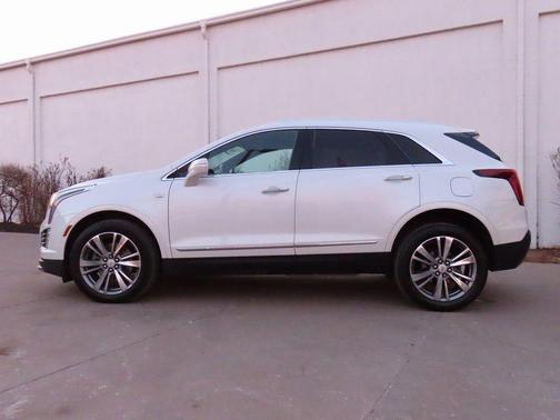 2020 Cadillac XT5 Premium Luxury