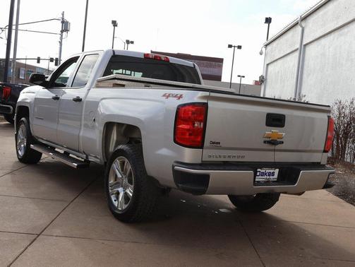 2016 Chevrolet Silverado 1500 Custom