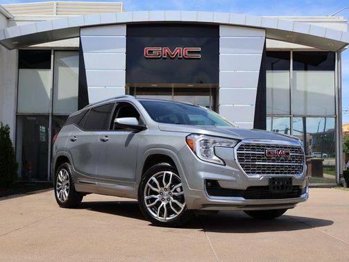 Sterling Metallic 2024 GMC Terrain Denali