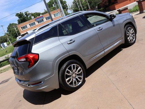 Sterling Metallic 2024 GMC Terrain Denali
