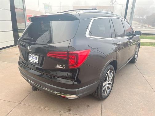 2017 Honda Pilot Elite