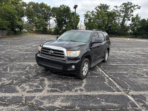 2015 Toyota Sequoia SR5