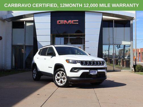 Bright White Clearcoat 2025 Jeep Compass Latitude