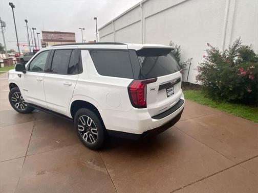 2022 GMC Yukon 4WD AT4