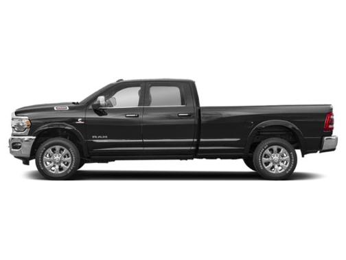 Diamond Black Crystal Pearlcoat 2022 RAM 3500 Limited Crew Cab 4x4 8' Box