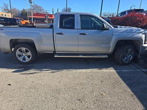 2016 Chevrolet Silverado 1500 Custom