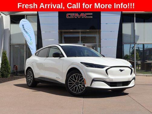 STAR WHITE MET TRI-COAT 2025 Ford Mustang Mach-E Premium