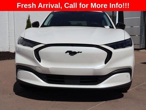 STAR WHITE MET TRI-COAT 2025 Ford Mustang Mach-E Premium