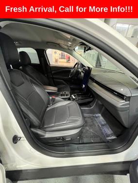 STAR WHITE MET TRI-COAT 2025 Ford Mustang Mach-E Premium