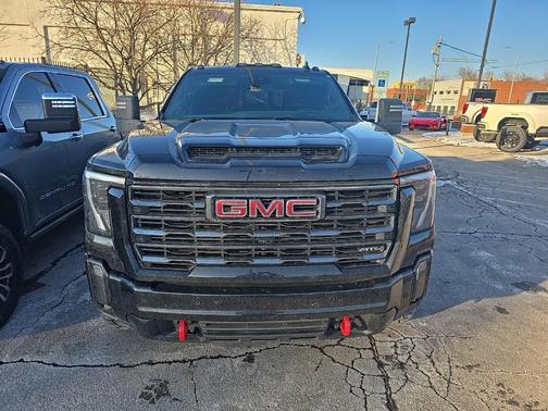 2024 GMC Sierra 2500 AT4