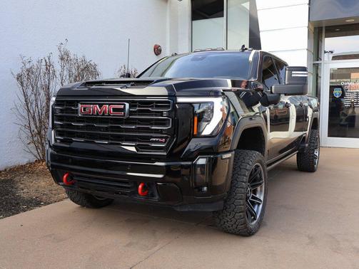 2024 GMC Sierra 2500 AT4