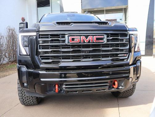 2024 GMC Sierra 2500 AT4