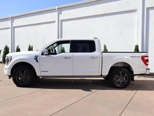 Star White Metallic Tri-Coat 2023 Ford F-150 Platinum