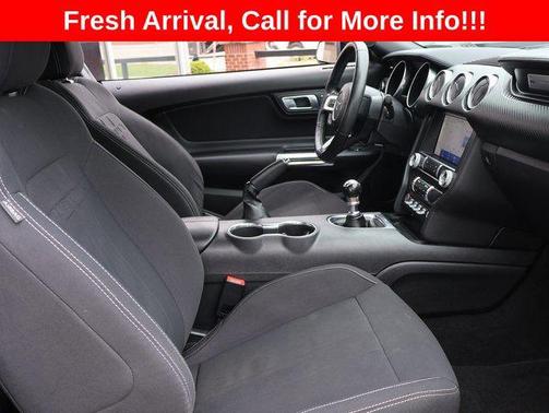 2022 Ford Mustang EcoBoost