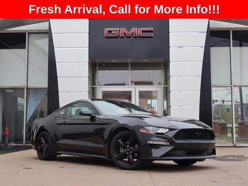 2022 Ford Mustang EcoBoost