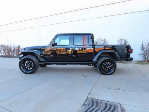 2025 Jeep Gladiator Nighthawk