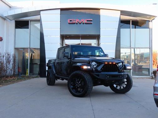 2025 Jeep Gladiator Nighthawk