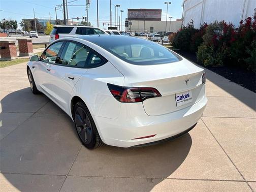 2022 Tesla Model 3 Standard Range