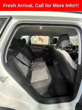 Pure White 2023 Volkswagen Taos 1.5T S