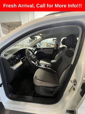 Pure White 2023 Volkswagen Taos 1.5T S