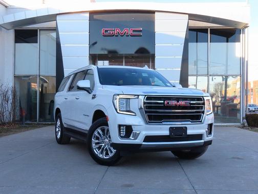 2023 GMC Yukon XL SLT