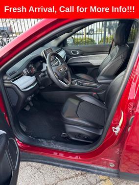 Red Hot Pearlcoat 2025 Jeep Compass Latitude