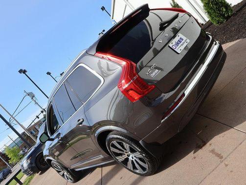 Vapour Gray Metallic 2024 Volvo XC90 B6 Ultimate Bright Theme 7-Seater