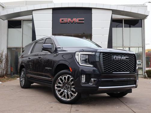 2023 GMC Yukon XL Denali Ultimate
