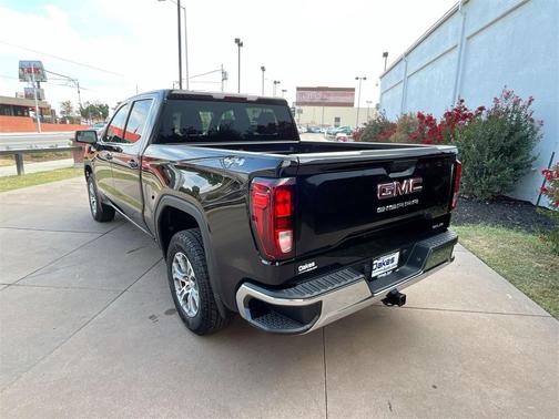 2025 GMC Sierra 1500 SLE