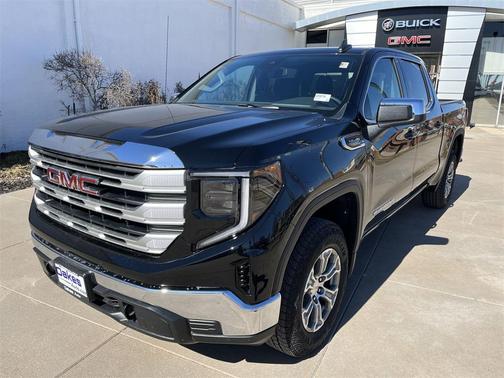 2025 GMC Sierra 1500 SLE