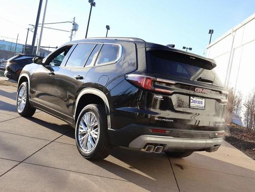 2026 GMC Acadia Elevation FWD