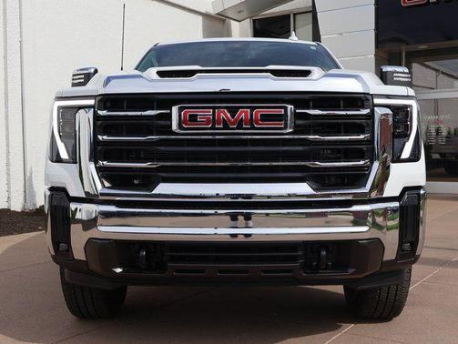 Summit White 2025 GMC Sierra 2500 SLT