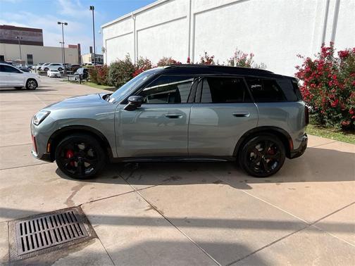 2025 MINI Countryman John Cooper Works