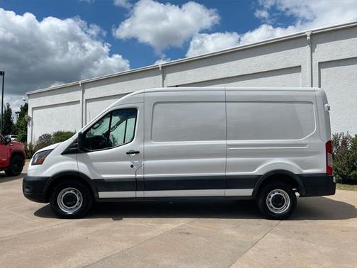 2022 Ford Transit-250 Base
