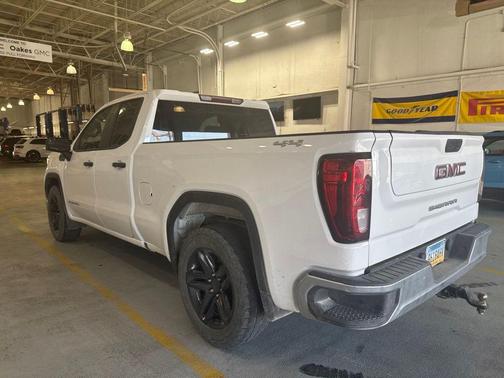 Summit White 2022 GMC Sierra 1500 Pro