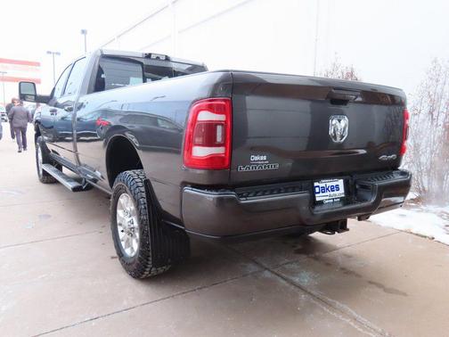 2024 RAM 3500 Laramie Crew Cab 4x4 8' Box