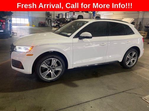 Ibis White 2020 Audi Q5 45 Premium Plus