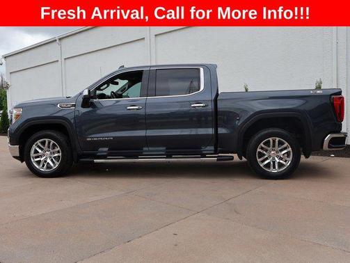 Dark Sky Metallic 2022 GMC Sierra 1500 SLT